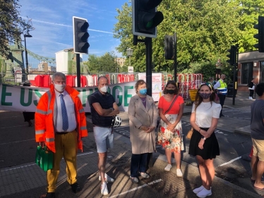 Hammersmith Bridge Protest